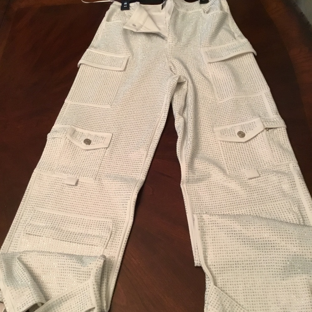 AMMO BONNE SOIREE RHINESTONE CARGO PANTS IN WHITE - M